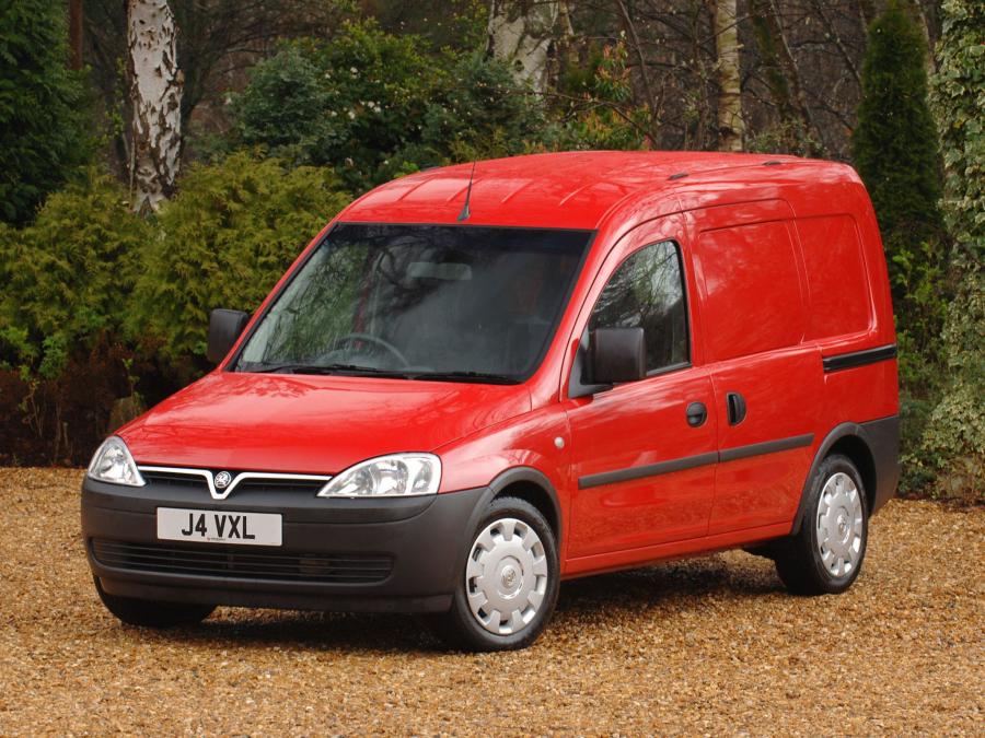  Vauxhall Combo 2001 года  (фото 1 из 11)